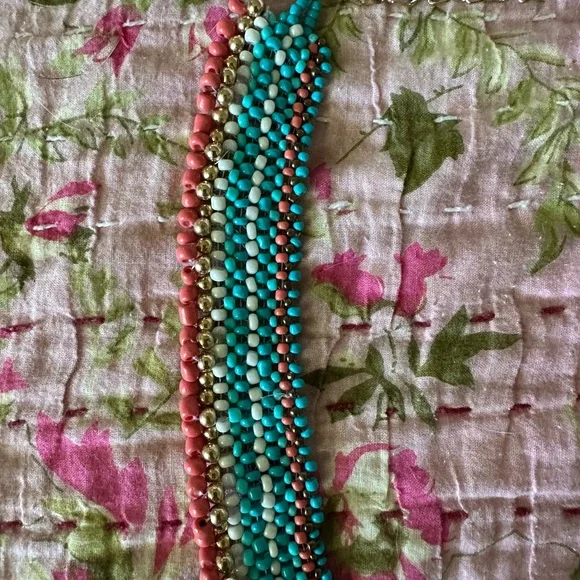 Faux turquoise beaded tribal choker necklace - Picture 3 of 7